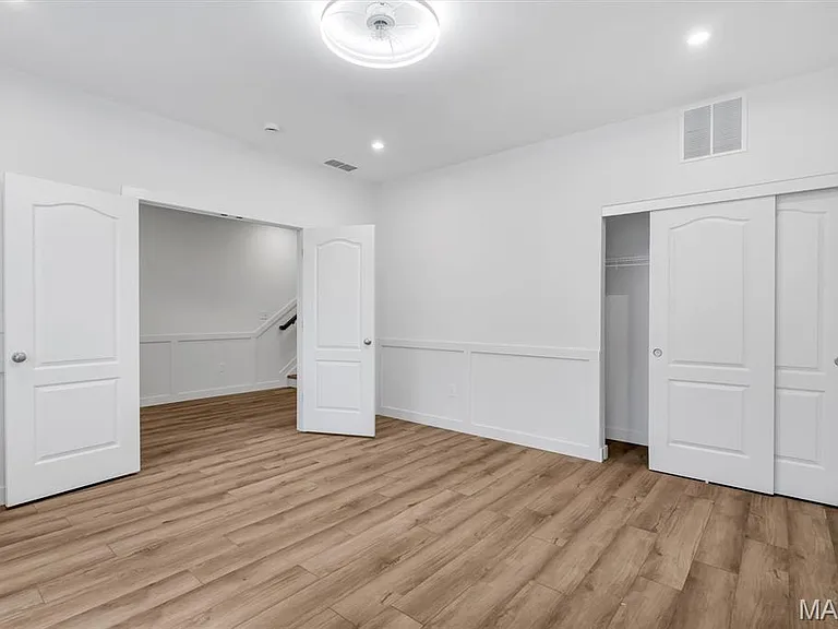306 Indigo Ct — Photo 10