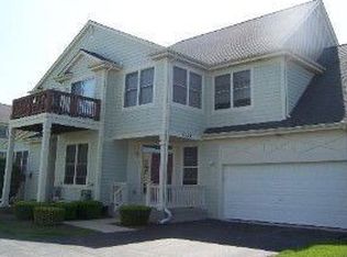 8655 Saddlebred Ct, Frankfort, IL 60423