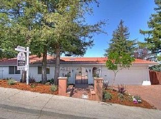 325 Calle La Montana, Moraga, CA 94556