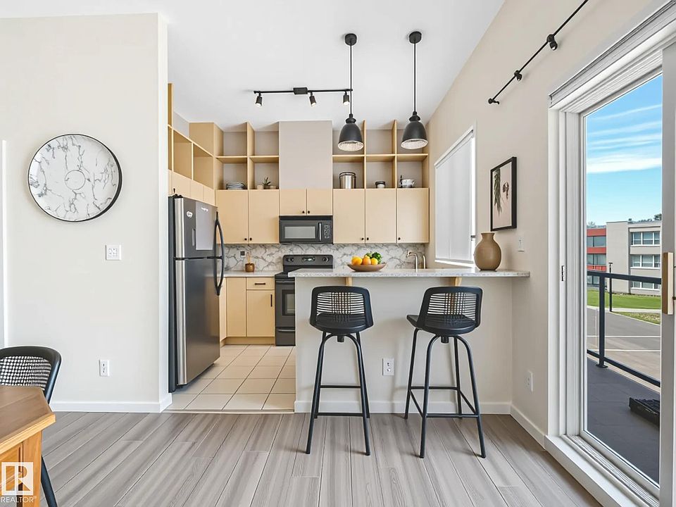 1st image of 10905 109th St #301