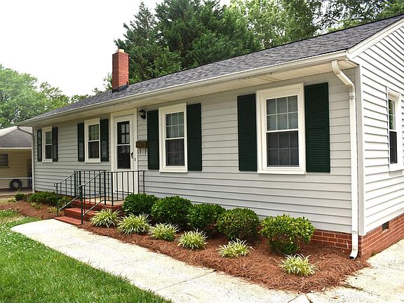 2nd image of 924 E 9th Ave