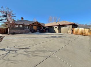 1199 Manzanita Ln, Reno, NV 89509