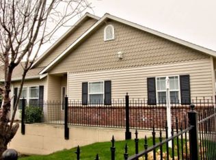 323 N Laventure Rd APT C, Mount Vernon, WA 98273