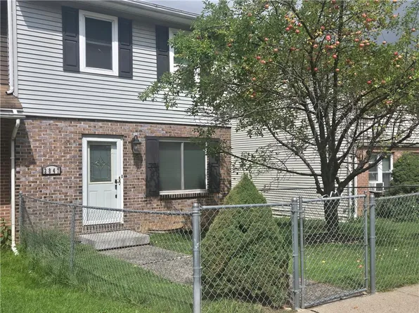 2847 Rhonda Ln, Allentown, PA 18103