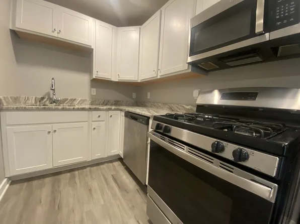 218 W King St, Lancaster, PA