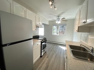 Centre 110, Edmonton, AB T5H 3C9