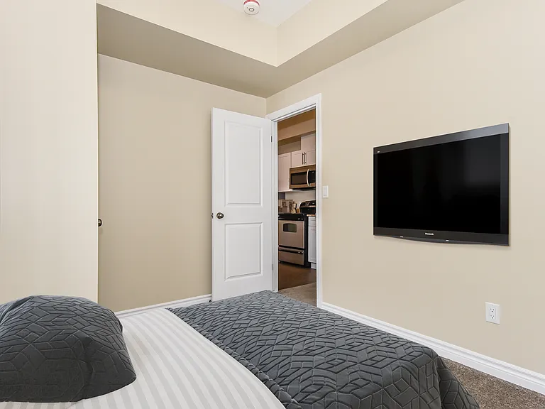 225 Riddell St #50 — Photo 48