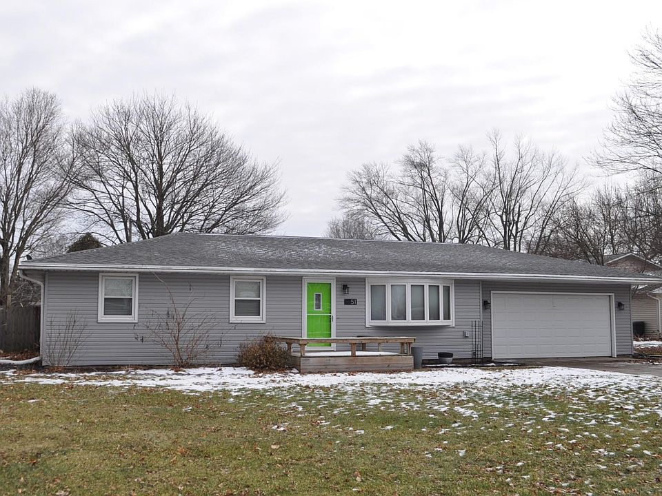 1st image of 51 Greenway Dr