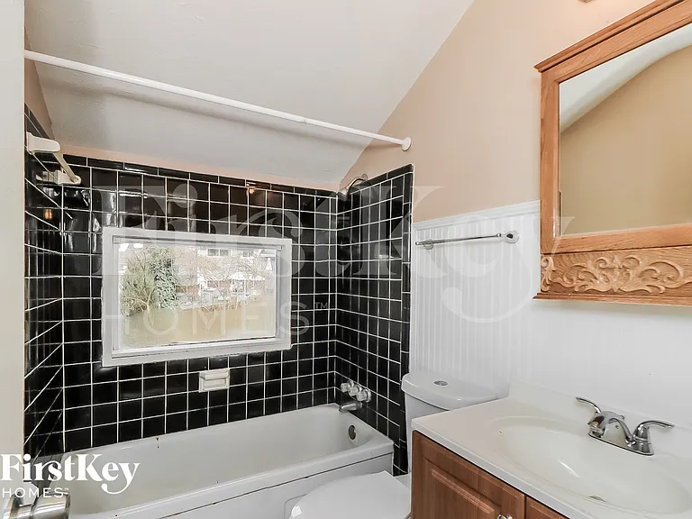5070 Fairmont Rd SE — Photo 13