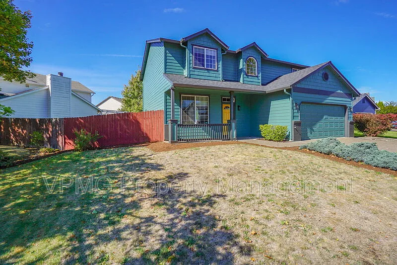4 bed, 2.5 bath, 1881 sqft, $2,895 — Photo 3