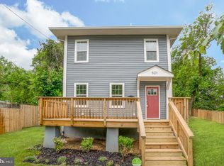 5211 Dix St NE, Washington, DC 20019