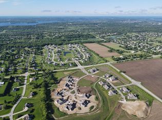 1512 Sandhill Blvd UNIT 27, Hartland, WI 53029