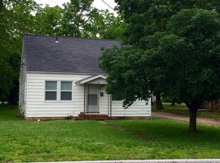 731 E Buffalo St, Bolivar, MO 65613