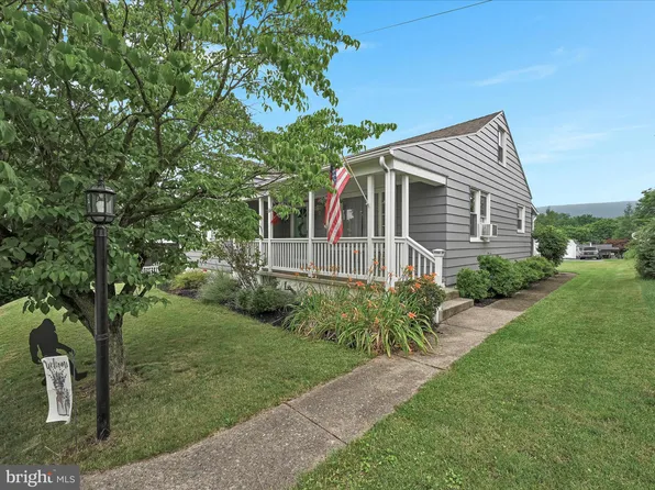 715 Franklin St, Hamburg, PA 19526