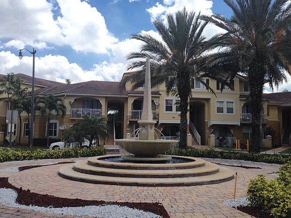 2nd image of 8814 W Flagler St APT 215
