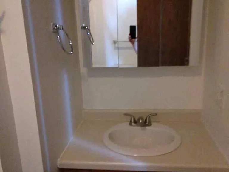 406 N Barkman St #2 — Photo 6