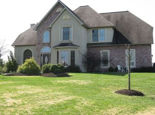 610 Mohns Hill Rd, Sinking Spring, PA 19608