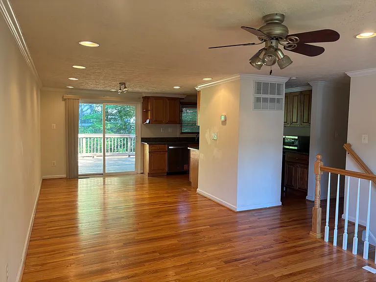2262 Cocquina Dr — Photo 7