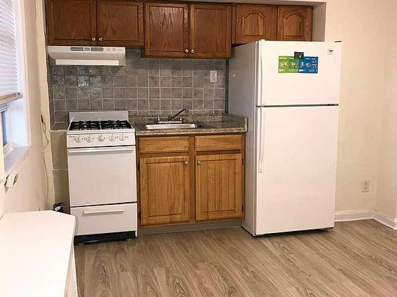 2nd image of 23-60 32nd St #1