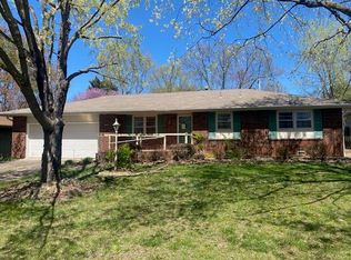 2905 E Portland St, Springfield, MO 65804