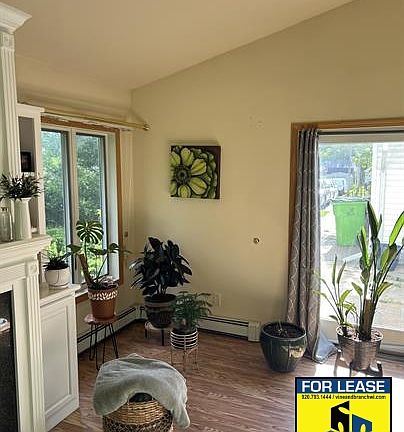 5th image of 121 N Grove St #1C