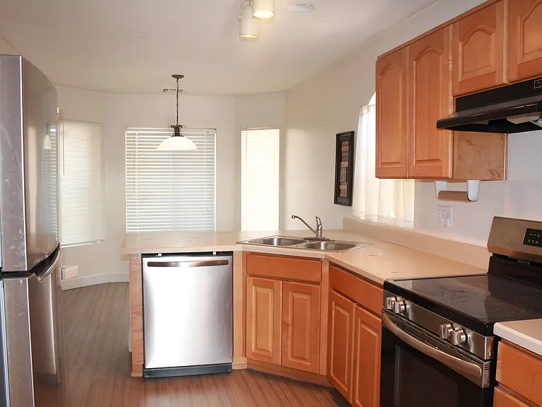 23289 W Arrow Dr — Photo 6