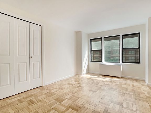 5th image of 355 E 72nd St APT 2H