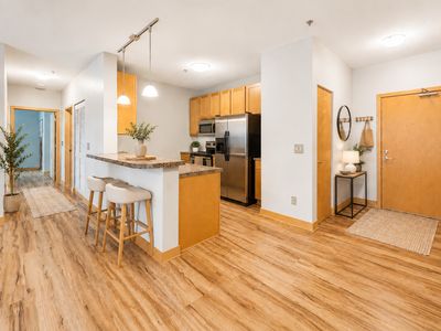 2900 University Ave SE APT 300, Minneapolis, MN, 55414