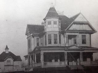 228 S Hill St, Pilot Point, TX 76258