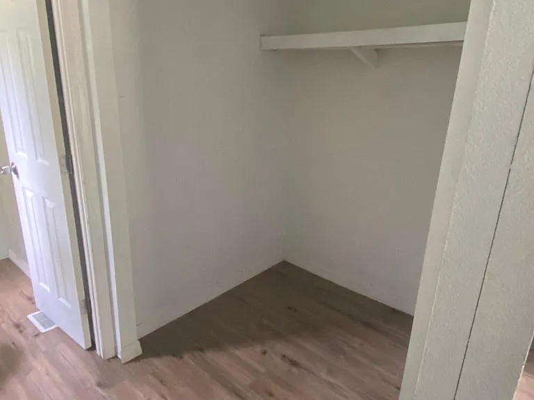 12270 NE 106th Ct — Photo 13