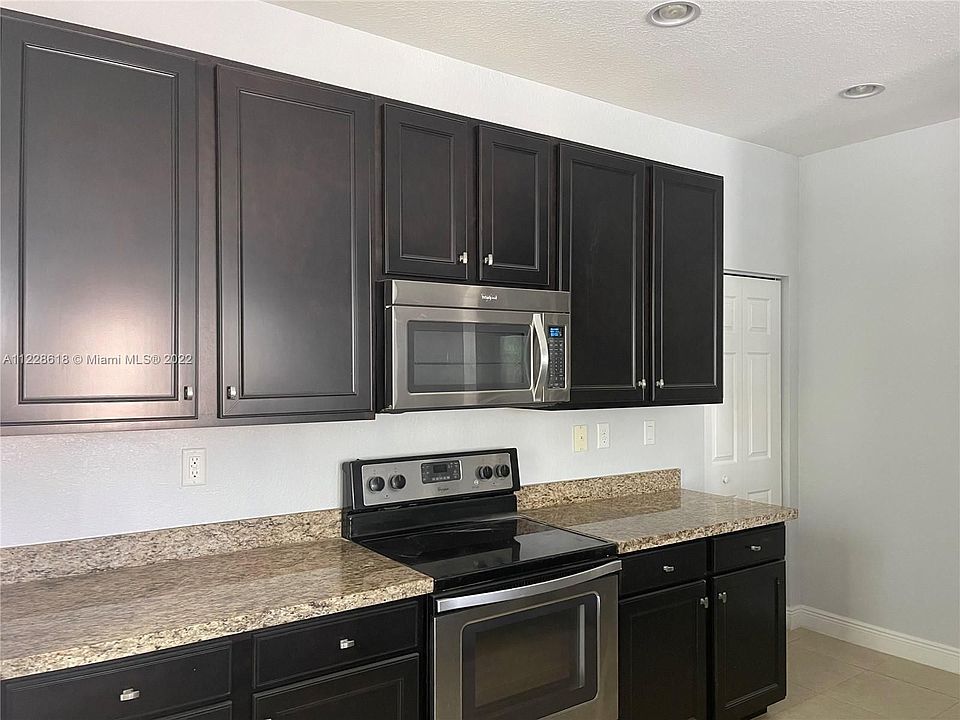 1st image of 974 SW 147th Ave #2601