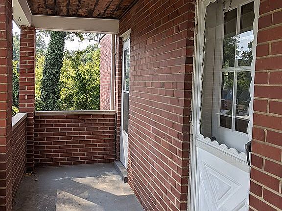 2nd image of 3531 Sandal Ln