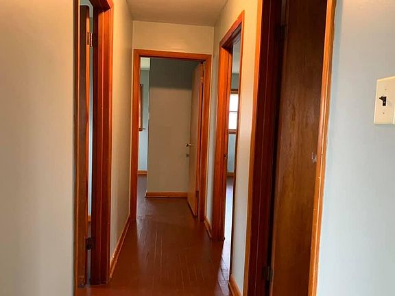 2nd image of 134 Daisy Ave