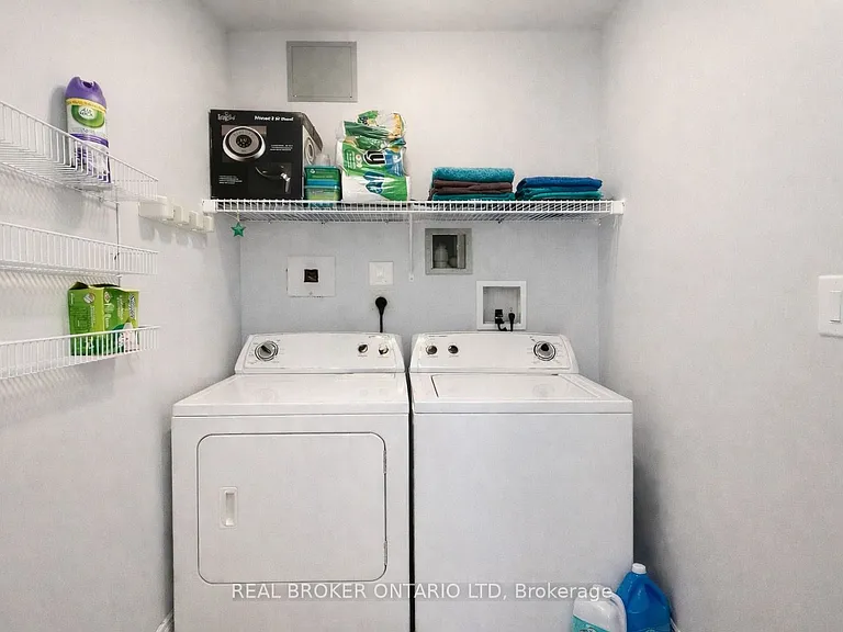 1030 Coronation Dr #1102 — Photo 10