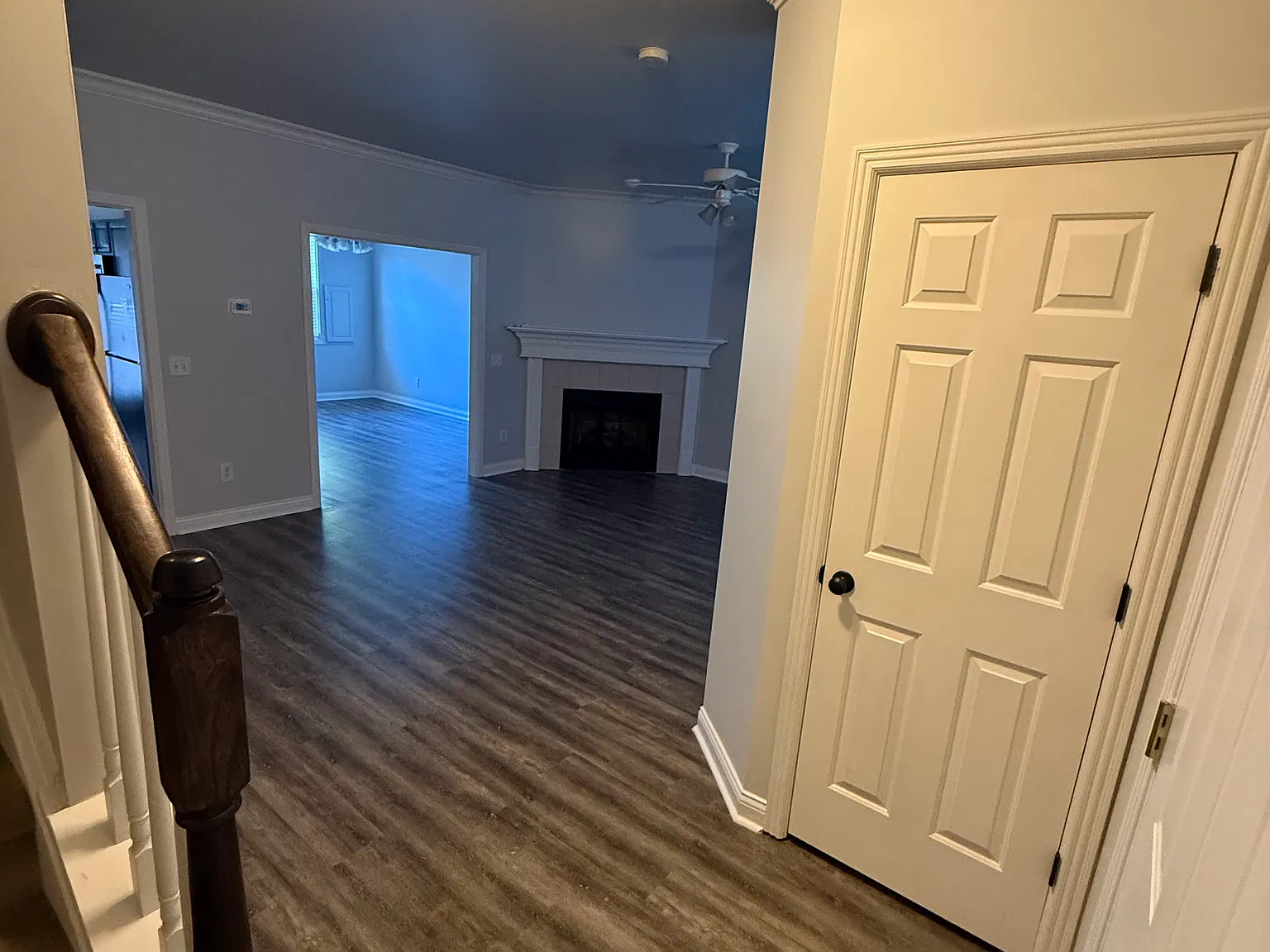 3 bed, 2.5 bath, 1600 sqft, $2,200 — Photo 3