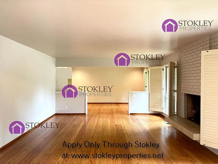 4 bed, 2.5 bath, 2452 sqft, $6,795 — Photo 3