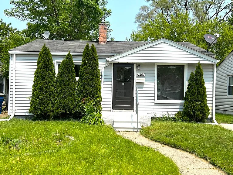 11267 Hudson Ave — Photo 1