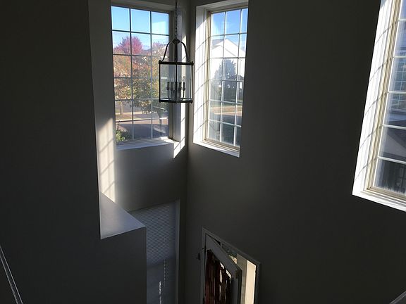 3rd image of 3172 Bromley Ln #3172