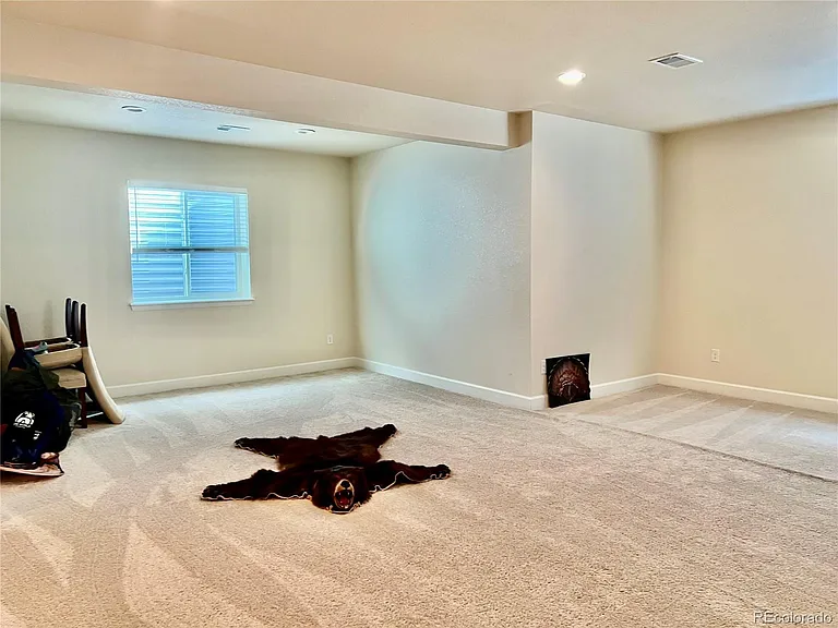 6490 Steuben Ct — Photo 33