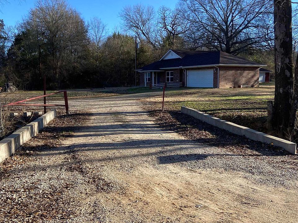 1st image of 276 Creekview Ln