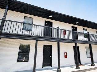1030 W Rochier St APT 1, Fayetteville, AR 72701