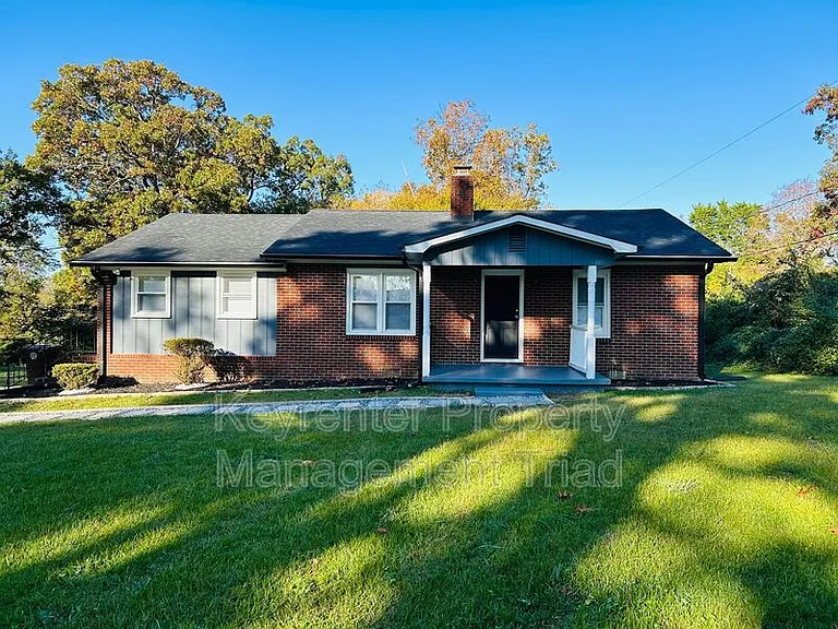 5087 Meadowbrook Dr — Photo 6