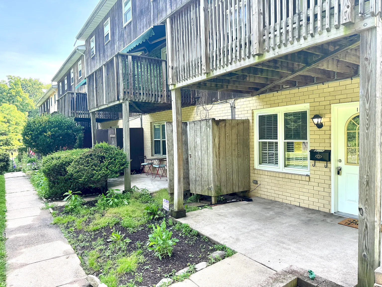 1 bed, 640 sqft, $1,300 — Photo 2