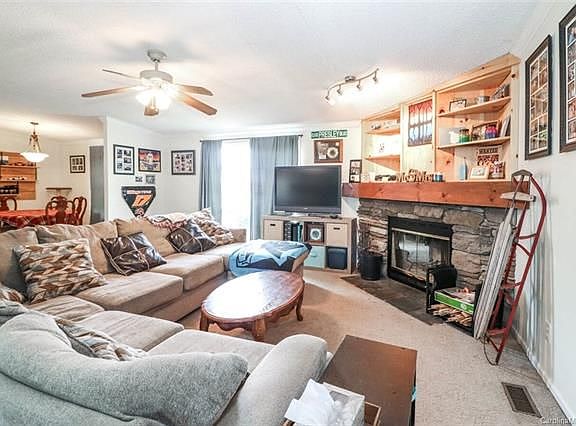 5th image of 112 Sweetwater Dr