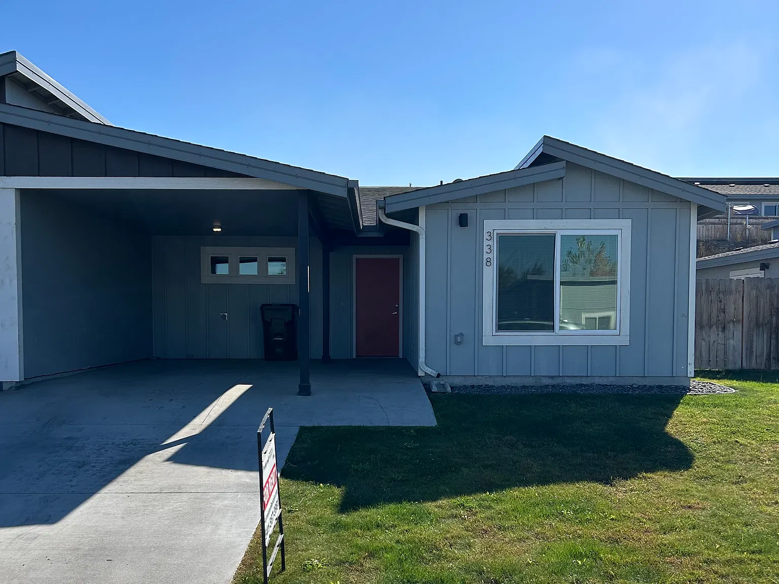 3 bed, 1400 sqft, $1,825 — Photo 1