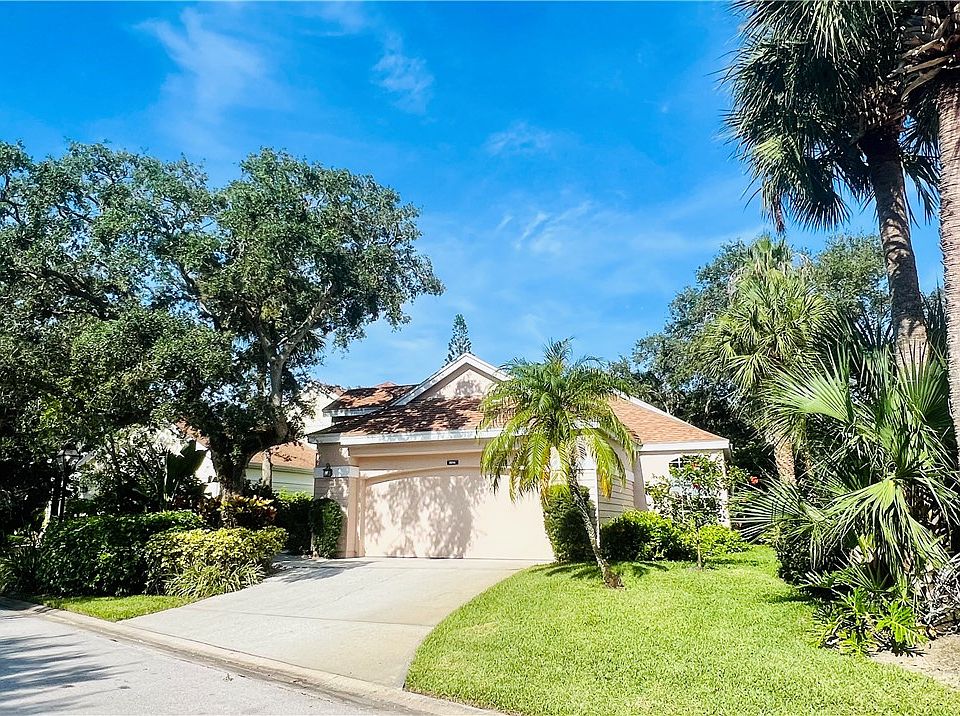 1st image of 8816 Lakeside Cir