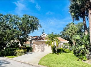 8816 Lakeside Cir, Vero Beach, FL 32963
