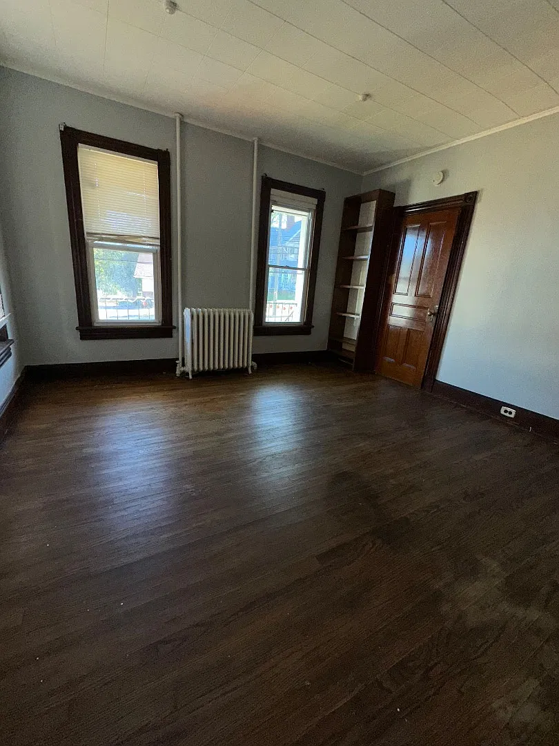 135 West Main St — Photo 3