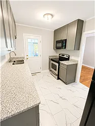 2 bed, 950 sqft, $1,795 — Photo 4