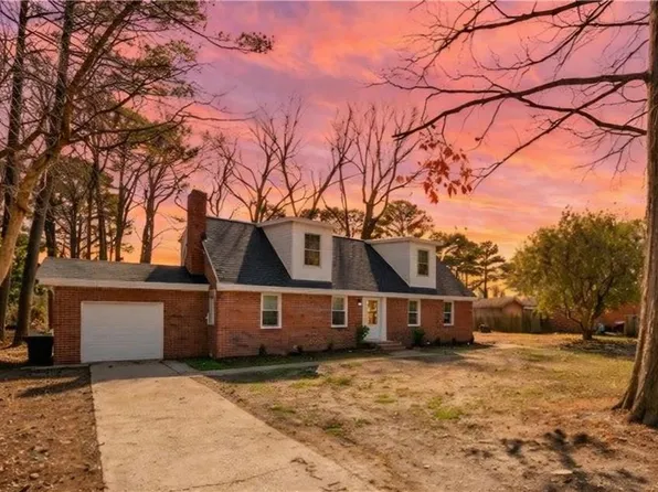 913 Norfleet Rd, Virginia Beach, VA 23464